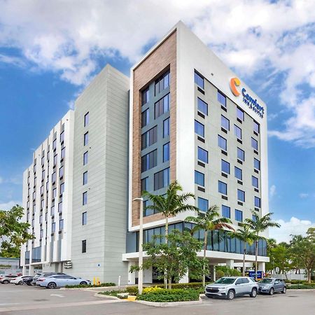 Comfort Inn & Suites Miami International Airport Miami Springs Exterior photo