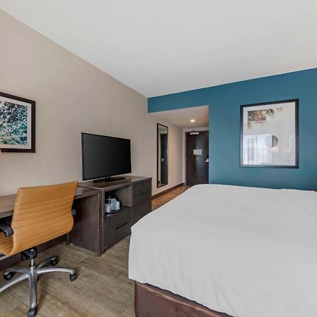 Comfort Inn & Suites Miami International Airport Miami Springs Exterior photo