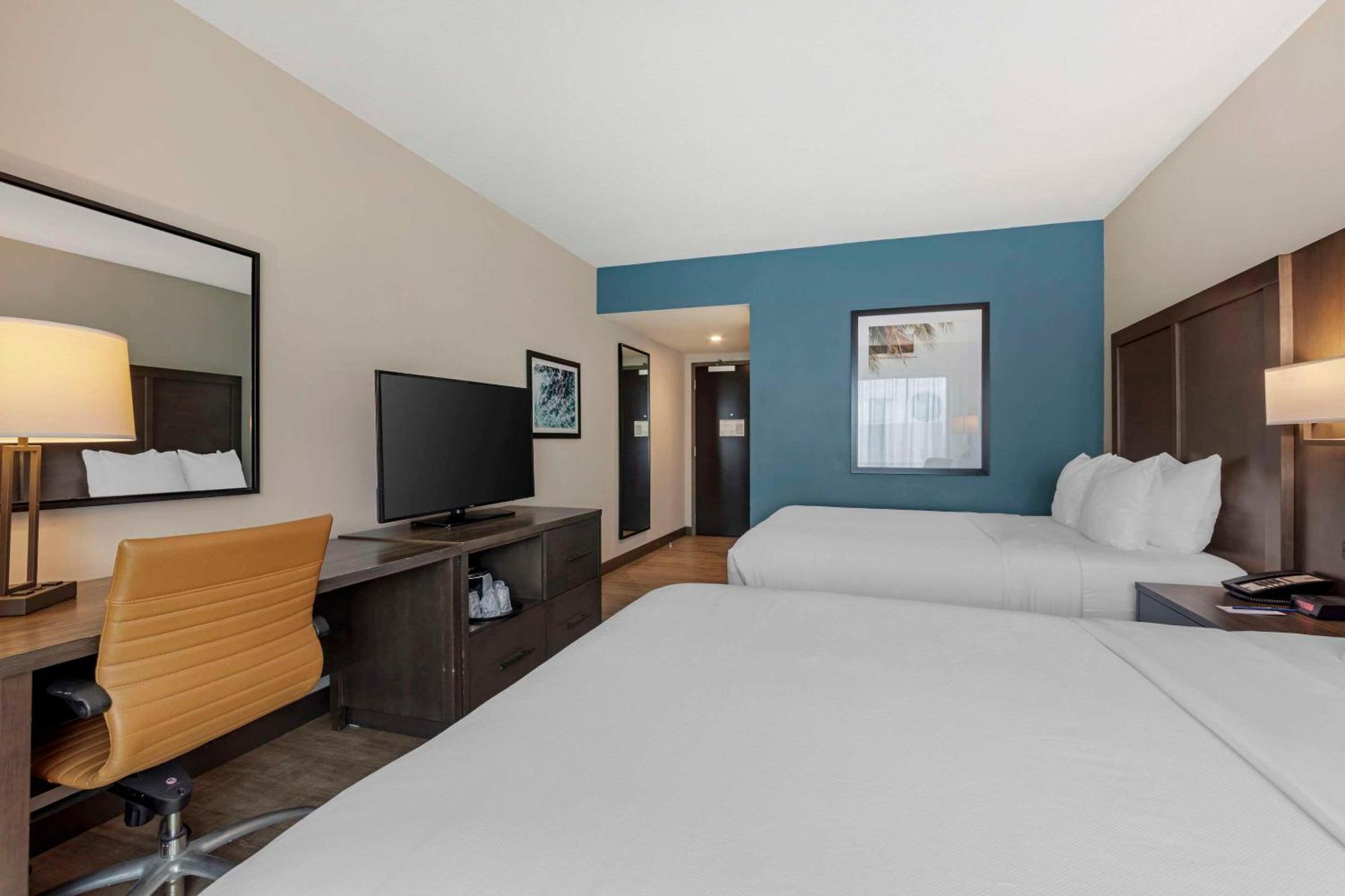 Comfort Inn & Suites Miami International Airport Miami Springs Exterior photo