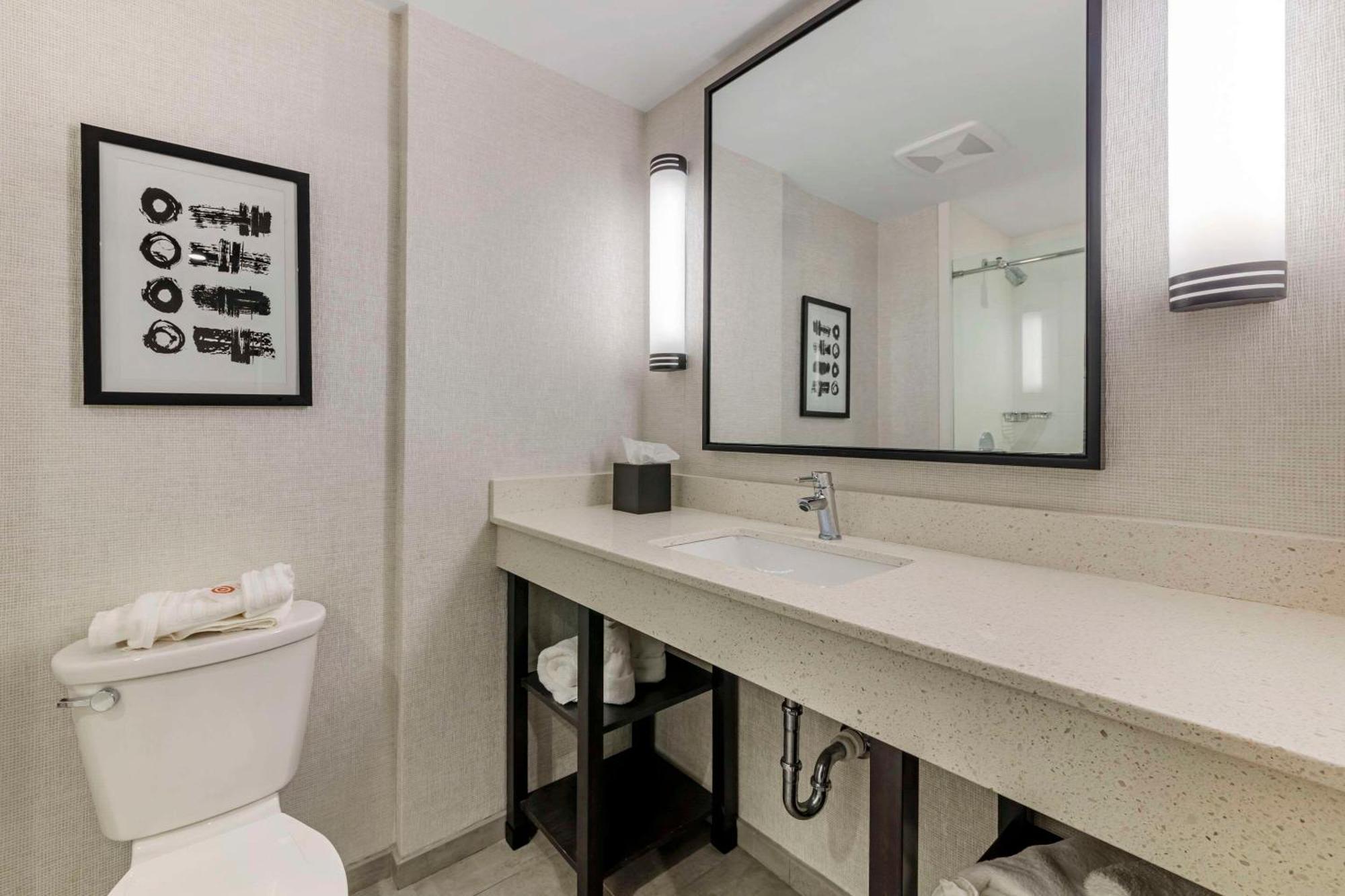 Comfort Inn & Suites Miami International Airport Miami Springs Exterior photo