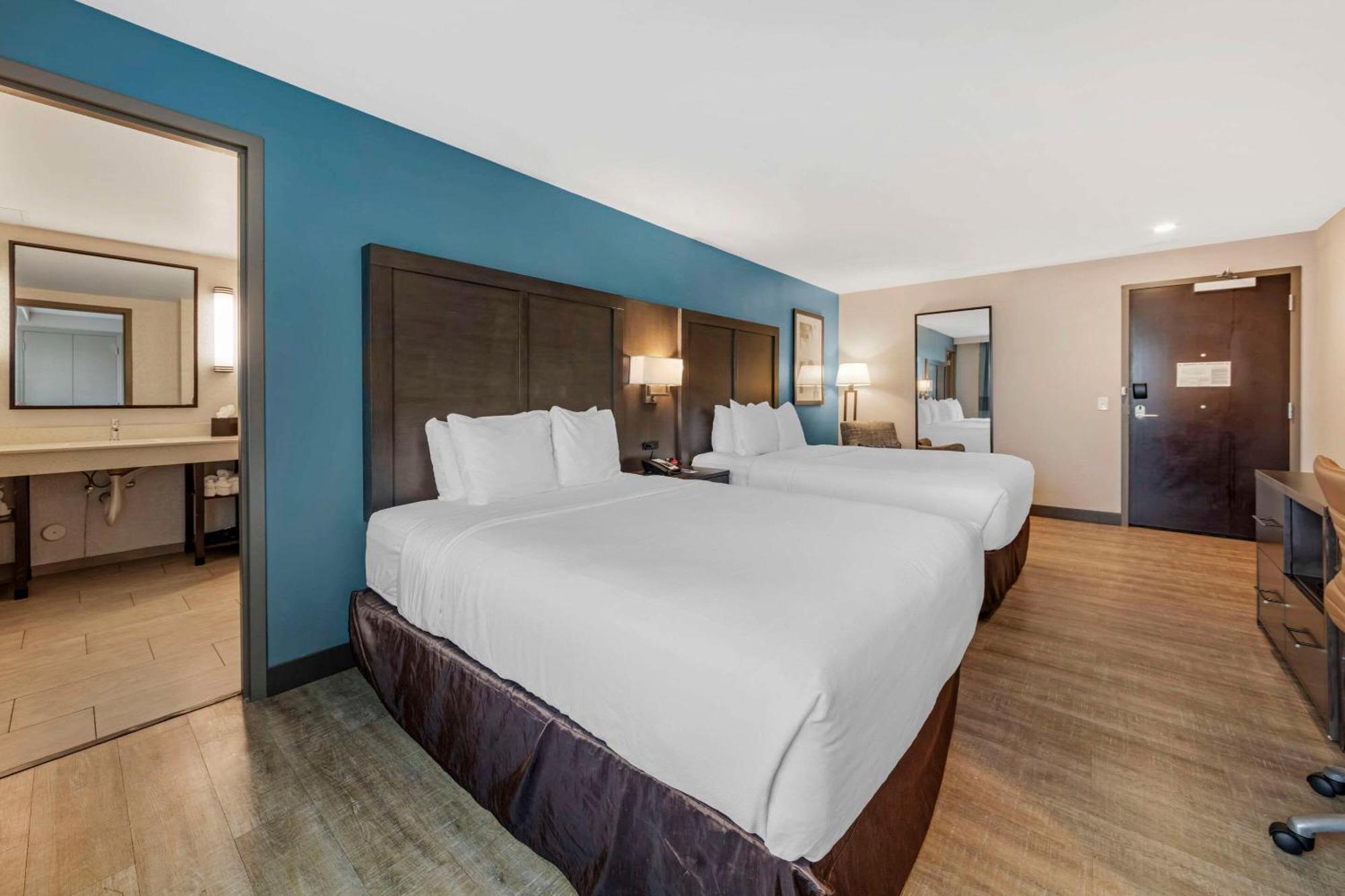 Comfort Inn & Suites Miami International Airport Miami Springs Exterior photo